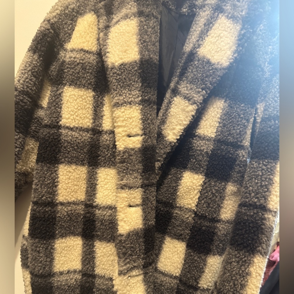 Black and White Textured Teddy Trench